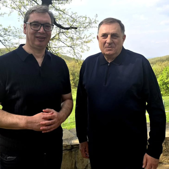 Vučić sa Dodikom: U nedelju ćemo zajedno obeležiti proboj Jasenovačkog logora u Donjoj Gradini