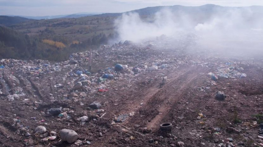 Gori deponija kod Sjenice: Nadležne ekipe hitno poslate na teren FOTO