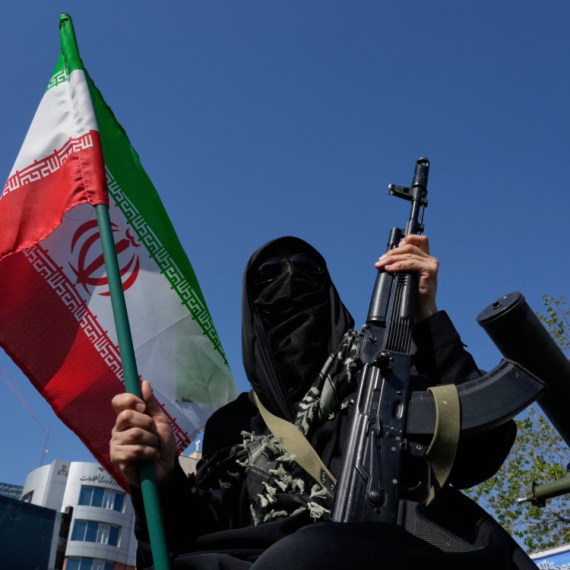Iranska vojska je "desetkovana"... Ili ipak ne, Trampe?