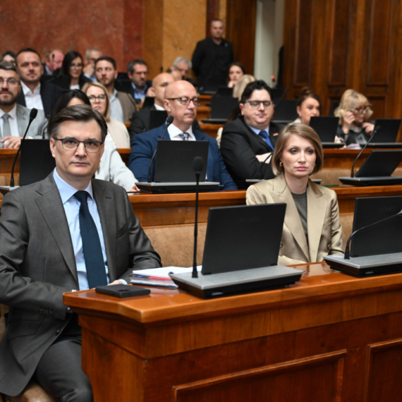 Jovanov: "Politika predsednika Vučića je briga o ljudima, a blokaderi svih boja brinu samo o njima samima"