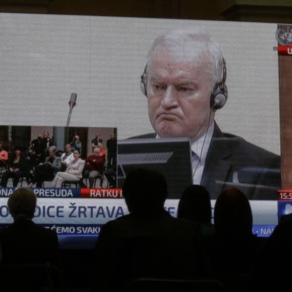 Ministar pravde u Hagu; "U jako je teškom stanju" VIDEO