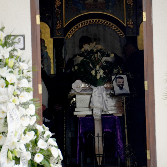 Sahranjen pevač Saša Katančić: Porodica i kolege neutešni
