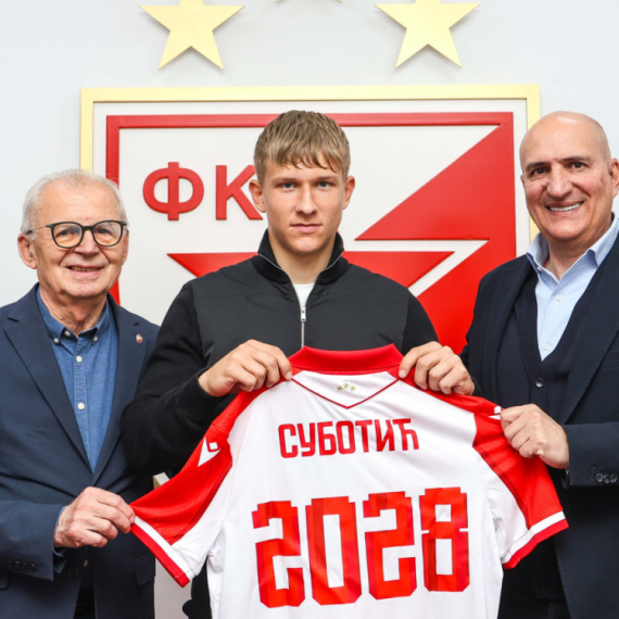 Zvezda produžila ugovor sa mladim igračem