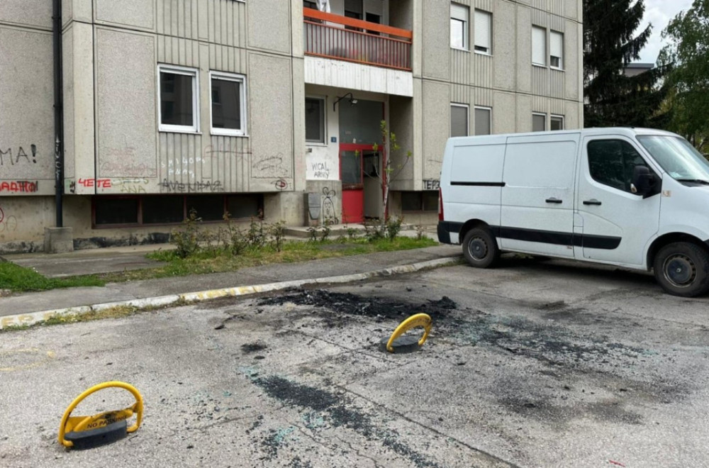 Zapaljen luksuzni džip ispred zgrade u Čačku: Stanari u šoku "Zatekao nas je jeziv prizor"