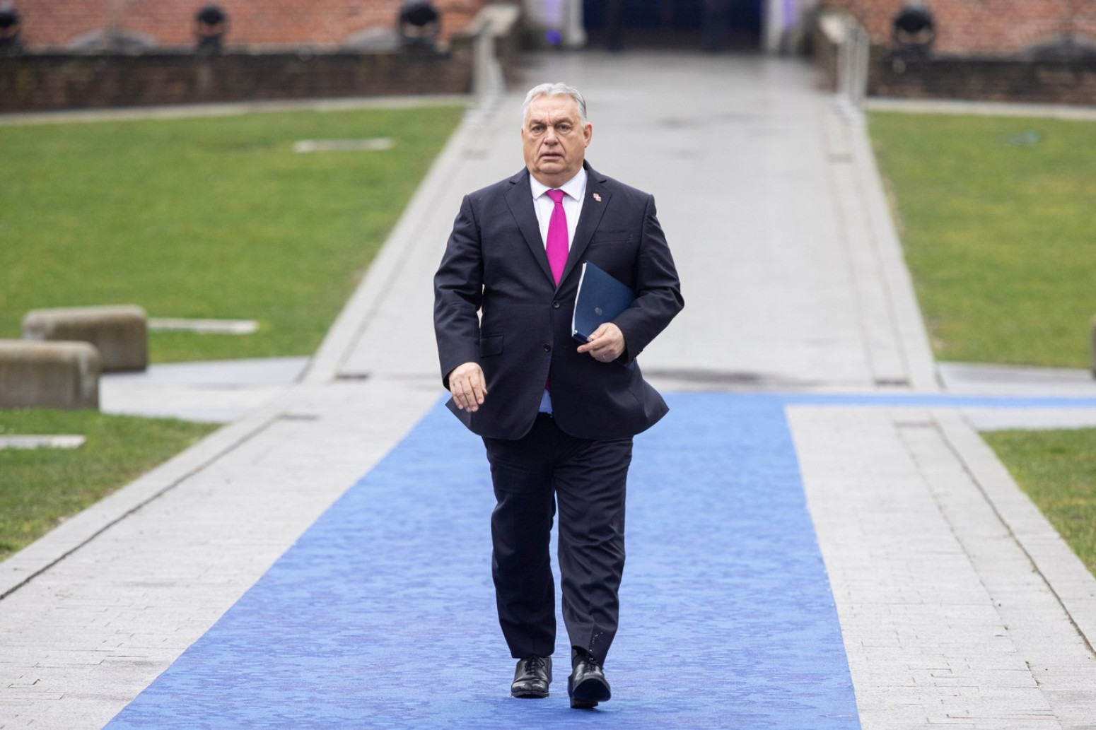 Orban se ne povlači
