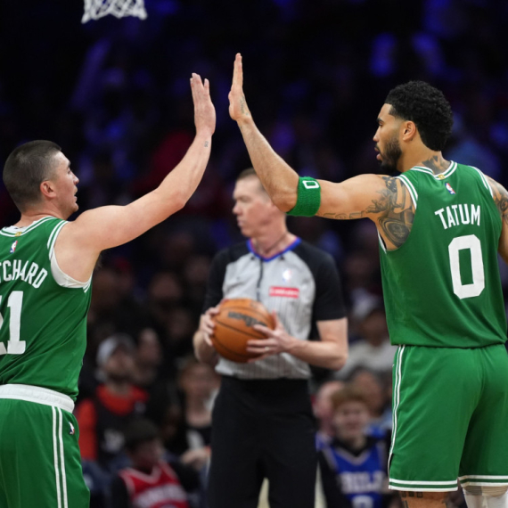Kakav Boston – strašan Boston: Pričard i Tejtum uništili Filadelfiju VIDEO