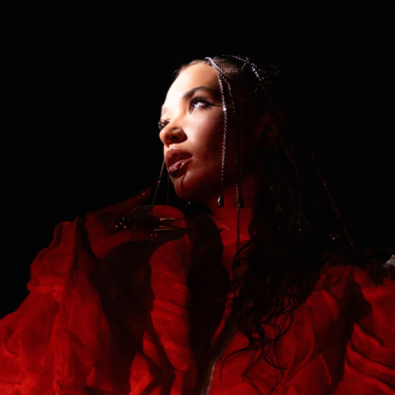 POLJSKA: Alicja – Pray