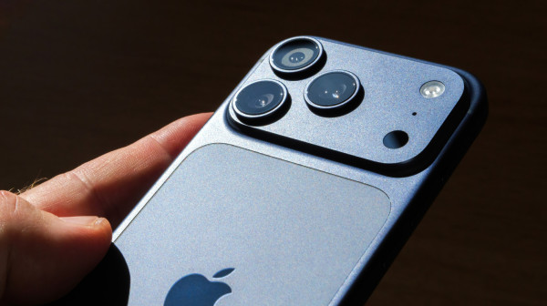 Novi problemi za Apple: iPhone neće da se upali