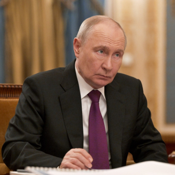 No calm in Russia: Vladimir Putin has dismissed a key commander