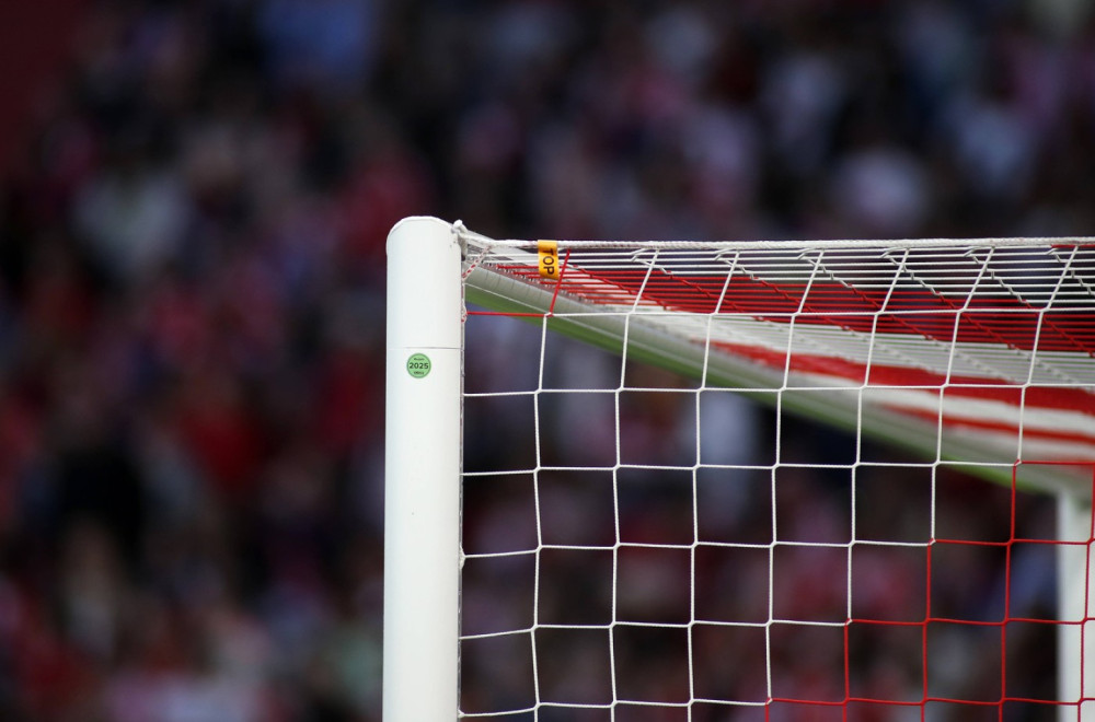 Potvrđeno; Dogodila se velika tragedija; Dečak preminuo nakon što mu je gol pao na glavu