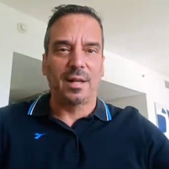 Laž dana; Piper: "Žaklinin deda je važan, baba, tetka i muž to nisu" VIDEO