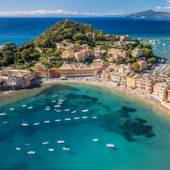 "Grad sa dva mora" je skrivena tajna Italije: Primorski raj koji turisti još uvek nisu otkrili FOTO