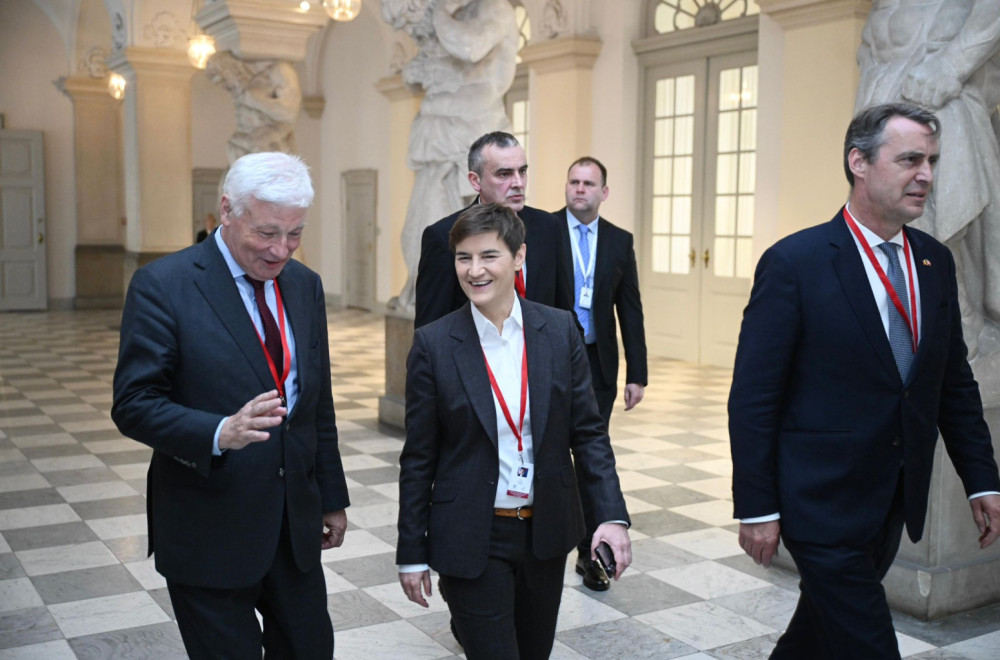 Brnabić na prijemu kod kralja Danske: "Hvala na srdačnom gostoprimstvu i divnom prijemu" FOTO