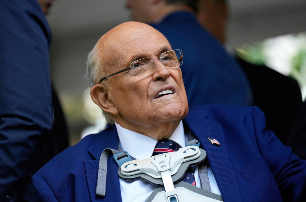 Hospitalizovan Rudi Đulijani; U teškom je stanju; Oglasio se Tramp FOTO