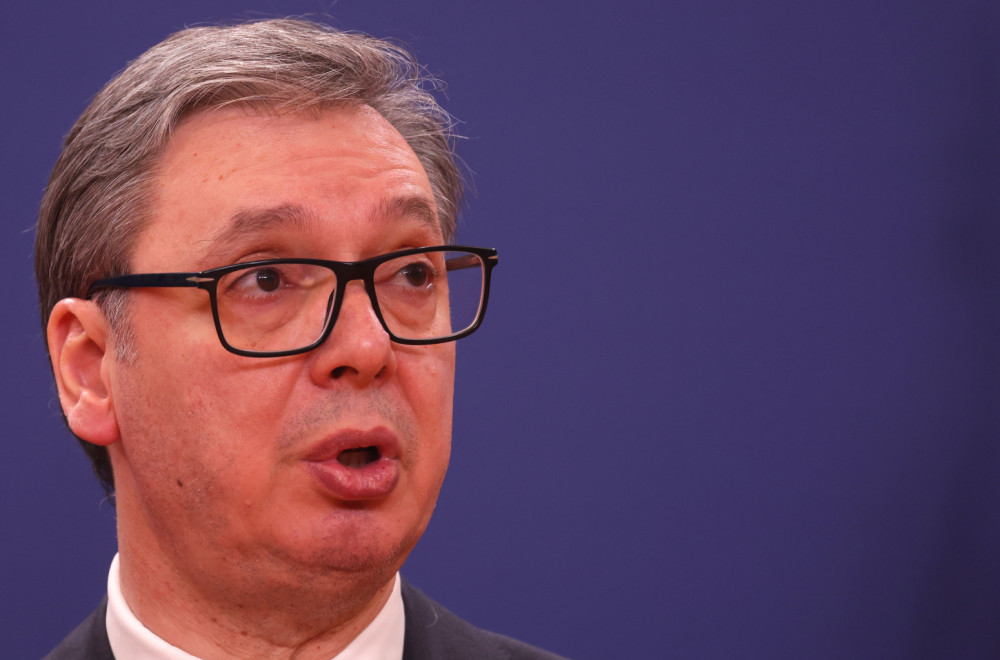 Vučić čestitao premijeru Bernamu: "Uveren sam da ćemo nastaviti unapređenje odnose"
