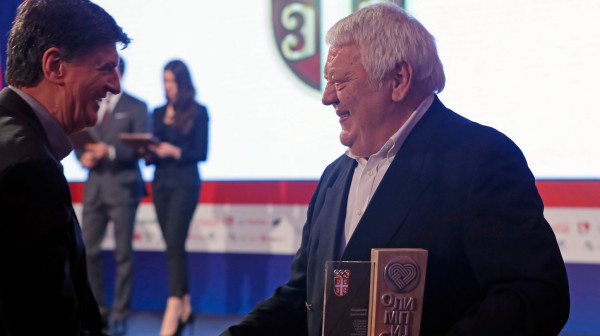 FK Crvena zvezda otvara knjigu žalosti povodom smrti Vladimira Cvetkovića