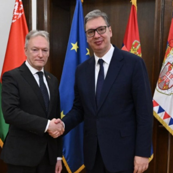 Vučić razgovarao sa ambasadorom Belorusije; "Zahvalan na odluci da učestvuju na EXPO 2027" FOTO