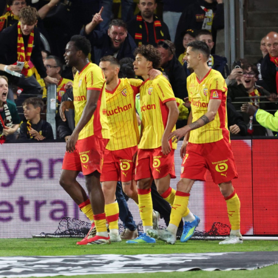 Magija u Lensu – klinac ušao da debituje, dao gol posle 14 sekundi i overio LŠ! FOTO