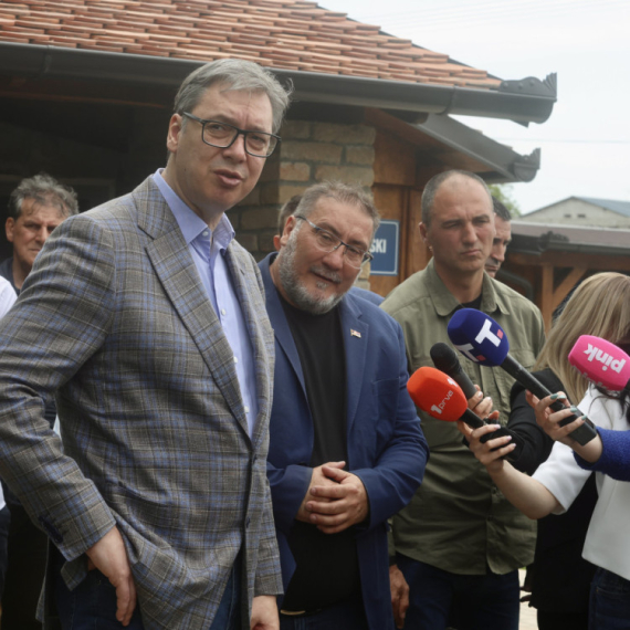 Vučić najavio velike projekte: "Do kraja godine uložićemo više od od 20 miliona evra u Šid"