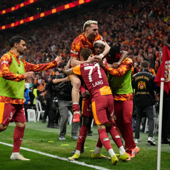 Galatasaraj preokretom do titule – Stanojević ispao iz lige