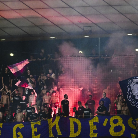 Najveći derbi Slovenije nije završen – huligani odsvirali kraj