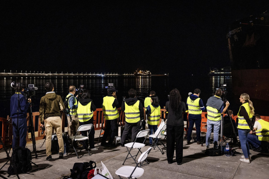 Ovo su prve fotografije kruzera smrti na Tenerifama; Počela evakuacija putnika FOTO