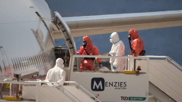 "Smrtonosniji je", Poleteo prvi avion sa putnicima "kruzera smrti": Evo gde će biti smešteni FOTO