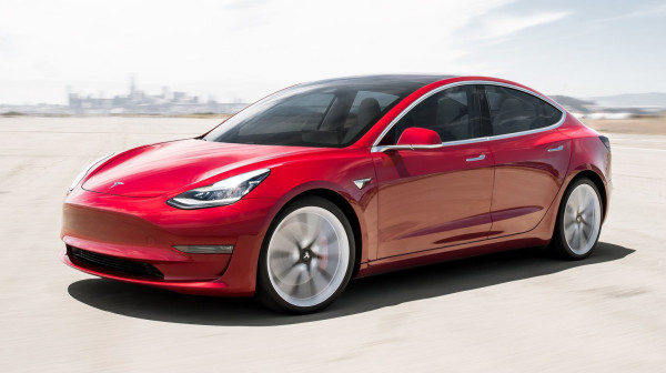 Tesla prešao više od 600.000 km: Evo koliko je izgubio autonomije VIDEO