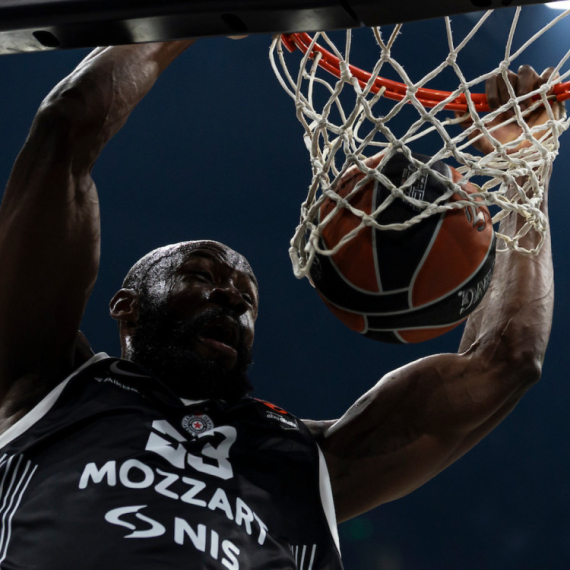 Partizan se prošetao u polufinale ABA