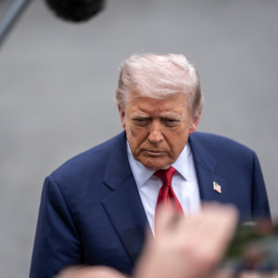 Trump spoke out again: "I don't like it"; Tehran responded immediately