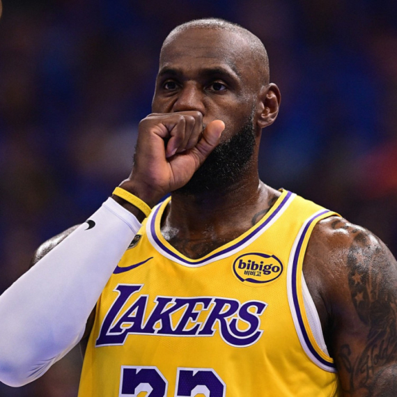 Negativan rekord Lejkersa – Lebron bi mogao da doživi četvrtu "metlu" u karijeri