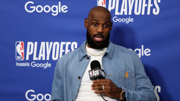 Lebron progovorio o penziji
