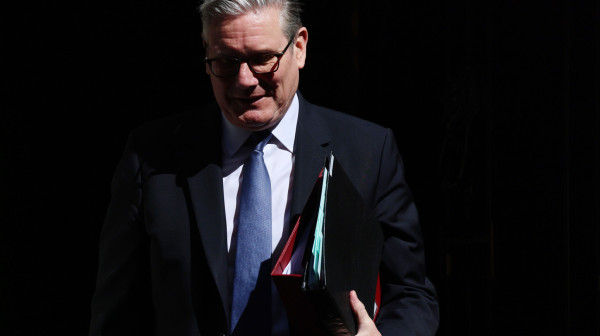 Šok u Britaniji: Starmer podnosi ostavku
