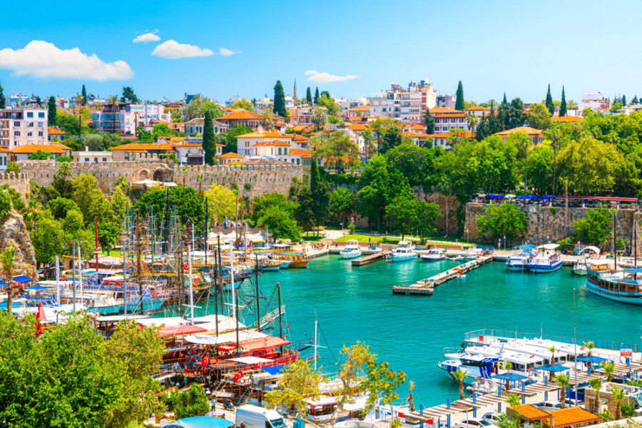 Destinacije blizu rata ponovo među najtraženijima: Eksplodirale rezervacije za istočni Mediteran FOTO