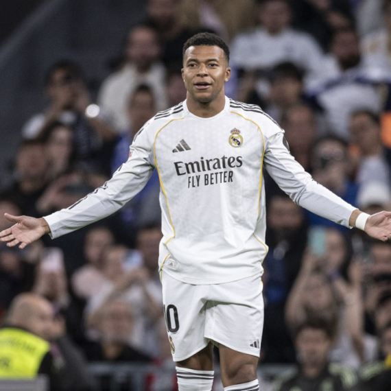 Ceo Bernabeu zviždao Mbapeu i Vinisijusu VIDEO