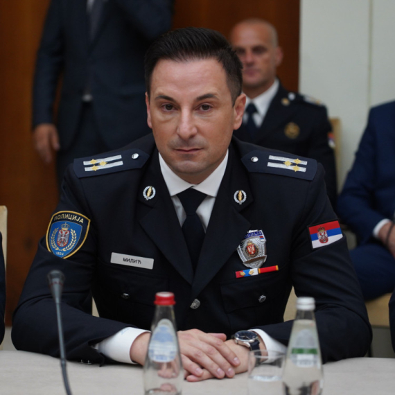 Smenjen načelnik policije u Beogradu; Oglasio se MUP