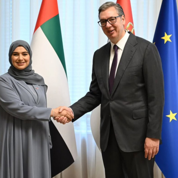 Vučić sa ministarkom za klimatske promene UAE: "Emirati jedan od najvažnijih strateških partnera Srbije"