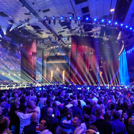 Počelo je finale Evrovizije 2026: JJ otvorio spektakl u Beču FOTO/VIDEO