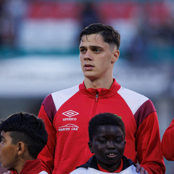 Bivši Zvezdin štoper heroj u 96. minutu – gol za opstanak i haos na terenu VIDEO