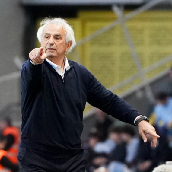 Halilhodžić objasnio svoju reakciju: "Tu su mi bili sin i unuci..." VIDEO