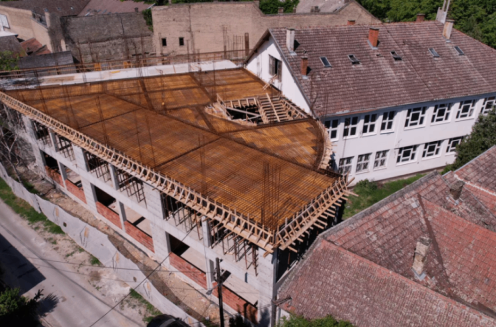 Osnovna škola u Subotici dobija sportsku salu, država ulaže skoro 300 miliona dinara