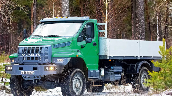 Kreće proizvodnja novog ruskog kamiona – Pogon 4x4 i snažni turbodizel motor FOTO