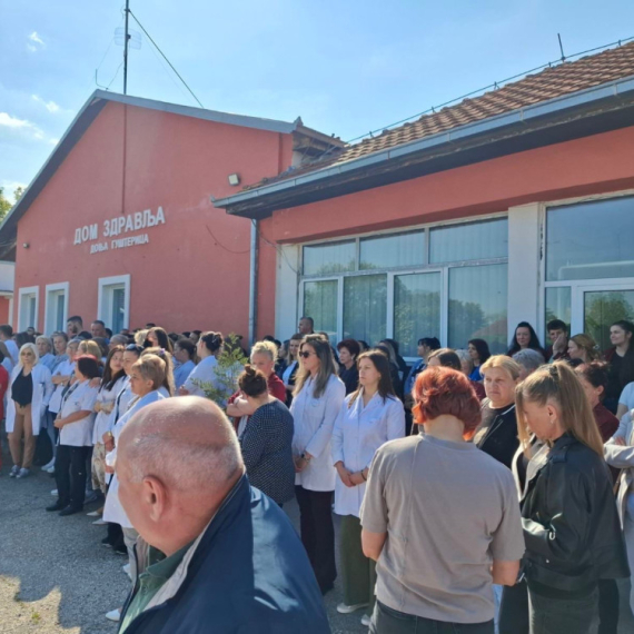 Trinaesti dan protesta podrške uhapšenim direktorima u Gračanici