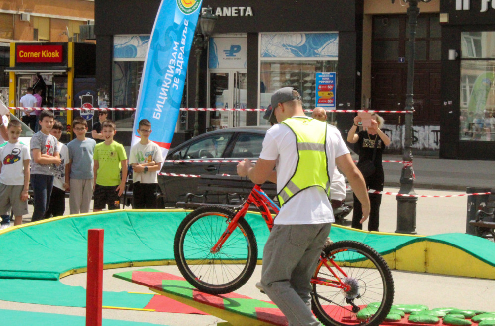Novi Sad ulaže u bicikliste, pokrenuta i velika akcija za njihovu bezbednost