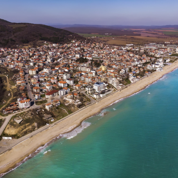 Balkanska zemlja među najjetftinijim za letovanje: Duplo povoljnija od hit destinacija na Egejskom moru