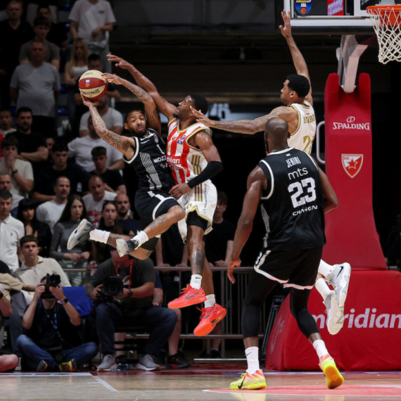 "Metla" u polufinalu: Partizan razbio Zvezdu