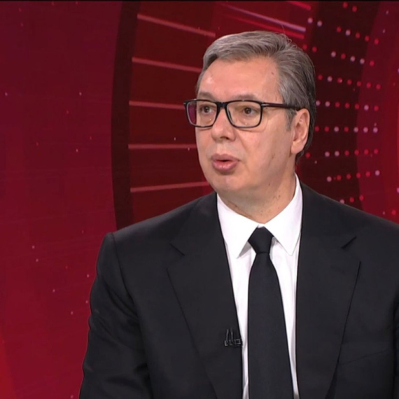Vučić najavio paket mera za najstarije: "Džepovi penzionera će uskoro biti puniji"