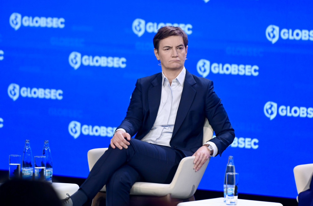 Brnabić hrvatskoj novinarki: "Zbog čega je Hrvatska pravila sporazum sa Prištinom i Tiranom?" VIDEO