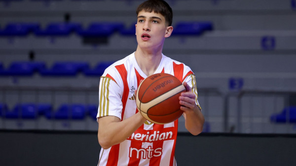 Zvezdini juniori bez pobede završili turnir u Atini