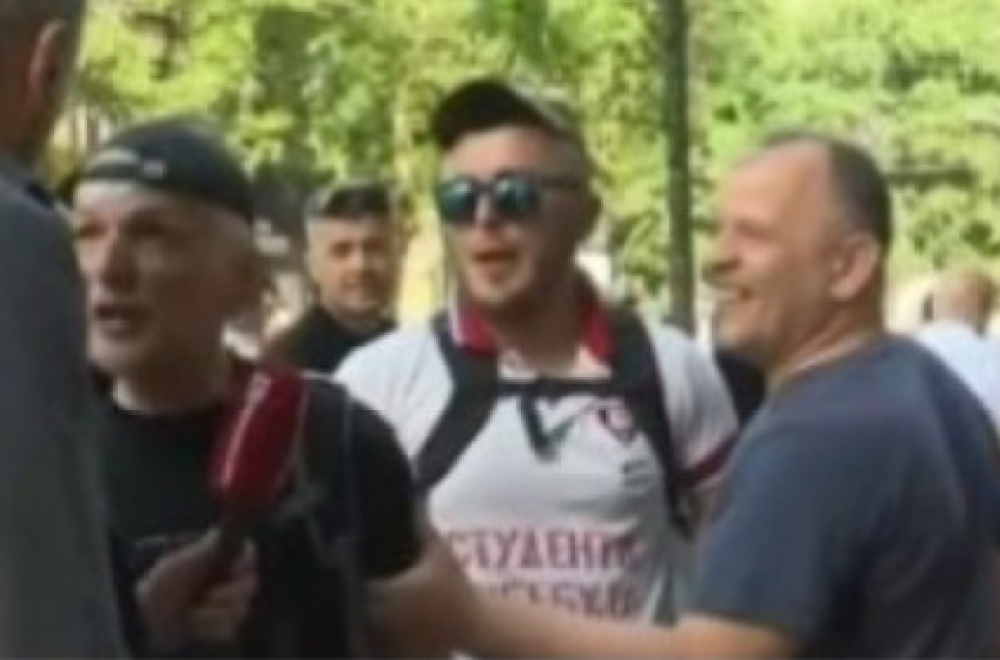 Zastrašujuće nasilje u centru Beograda: Blokaderi napali novinara